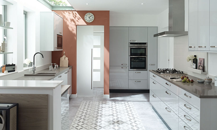 quality kitchen doors nottingham gloss finish